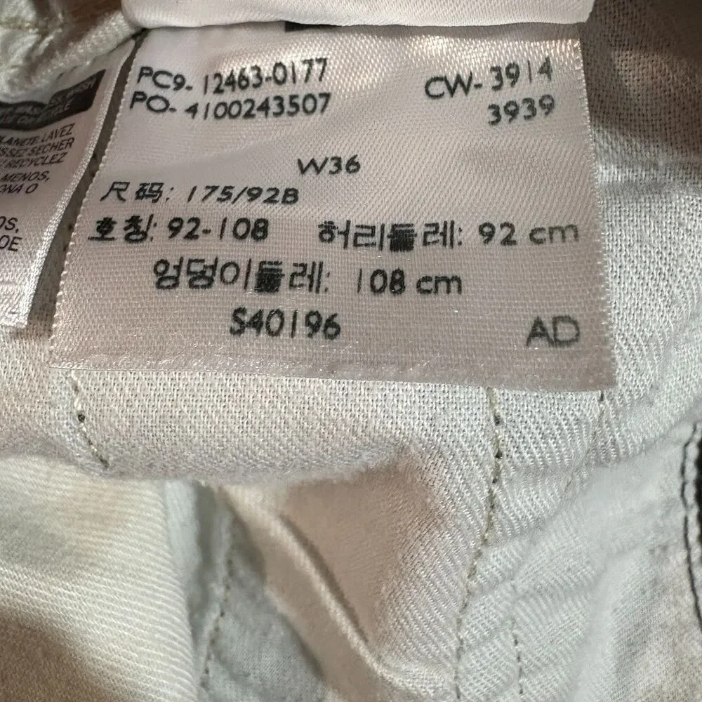Levis Mens 36 Cargo Shorts Gray 10 Inseam Utility Pockets Outdoor Casual Summer